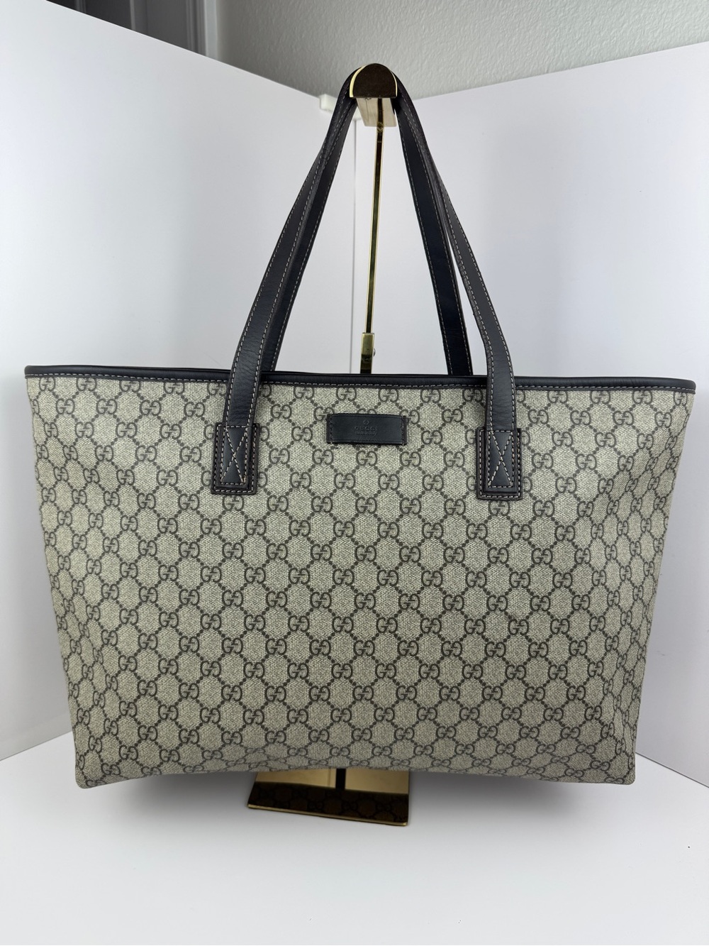 Gucci Beige GG Supreme Canvas Tote with Dark Brown Leather Handles